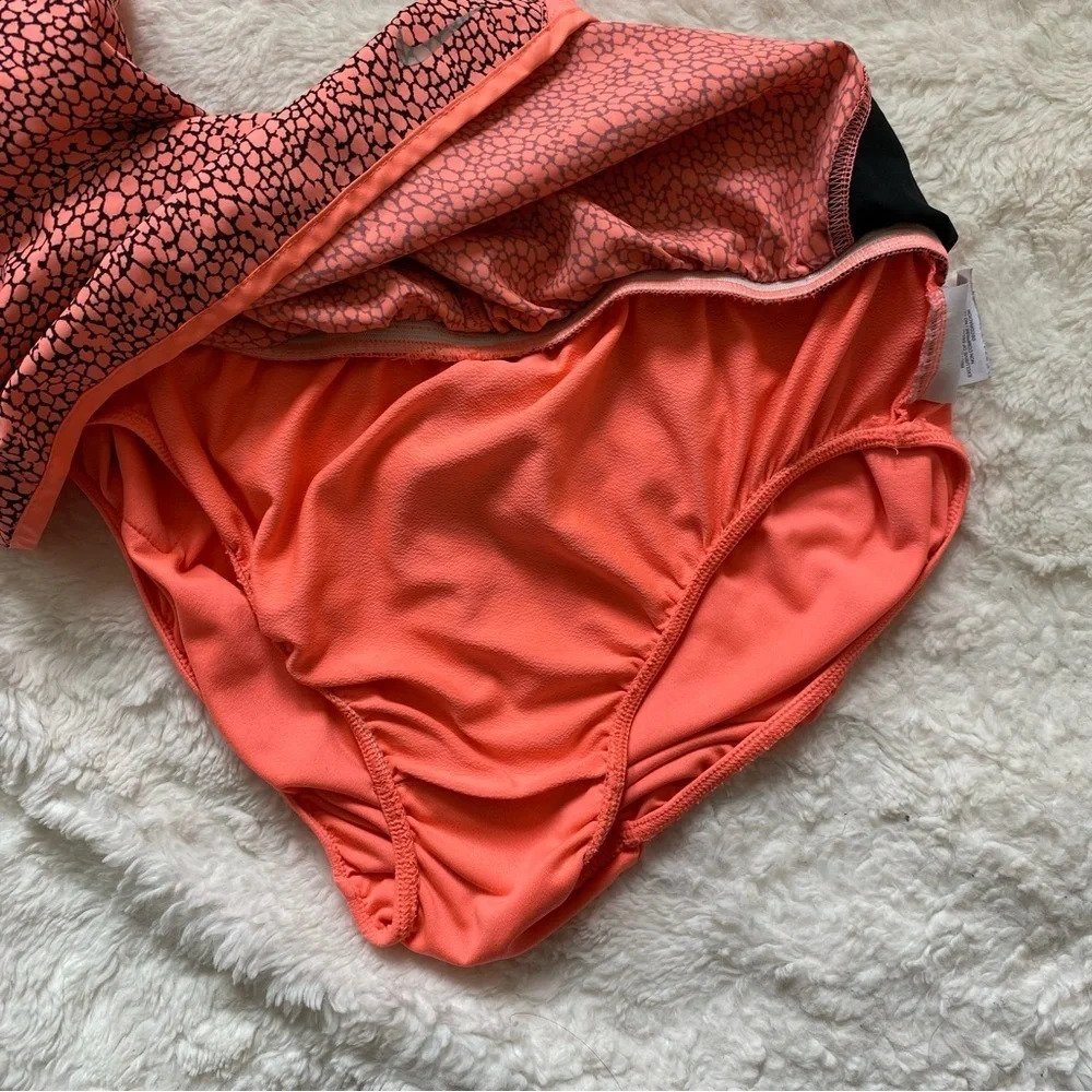Nike Dri-Fit Running Shorts w/Pocket Brief - Picture 5 of 9